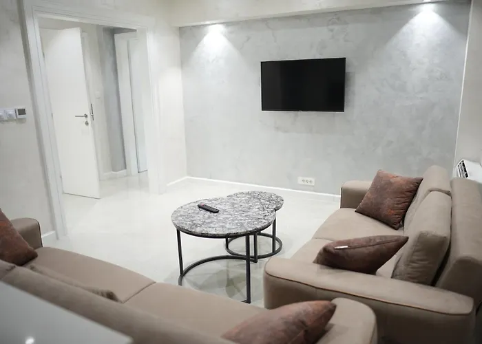 Elenor Apartamento *